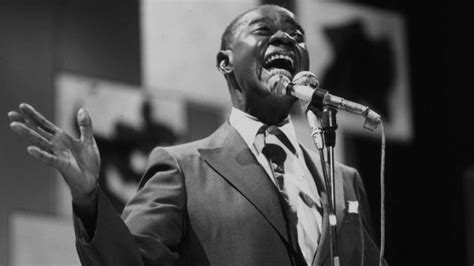 scat-singing is usually found in what style of music? Jazz improvisation often involves scat-singing, which can be heard prominently in the genre's most famous recordings.