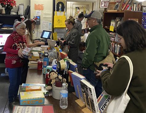 where to donate books nyc: Exploring Various Venues and Their Impact on Communities